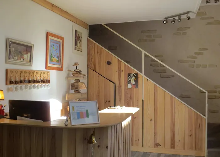 Les Chambres Du Phoebus Bed and breakfast 2*